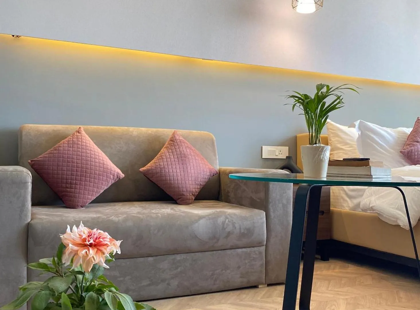 Elegant Apartment In 구르가온